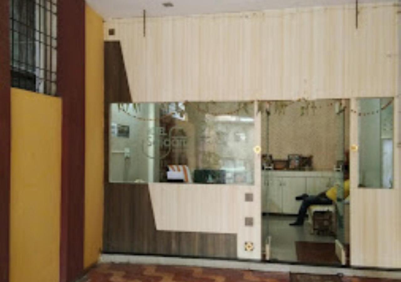 Hotel Mayur Restaurant Chandrapur Buitenkant foto